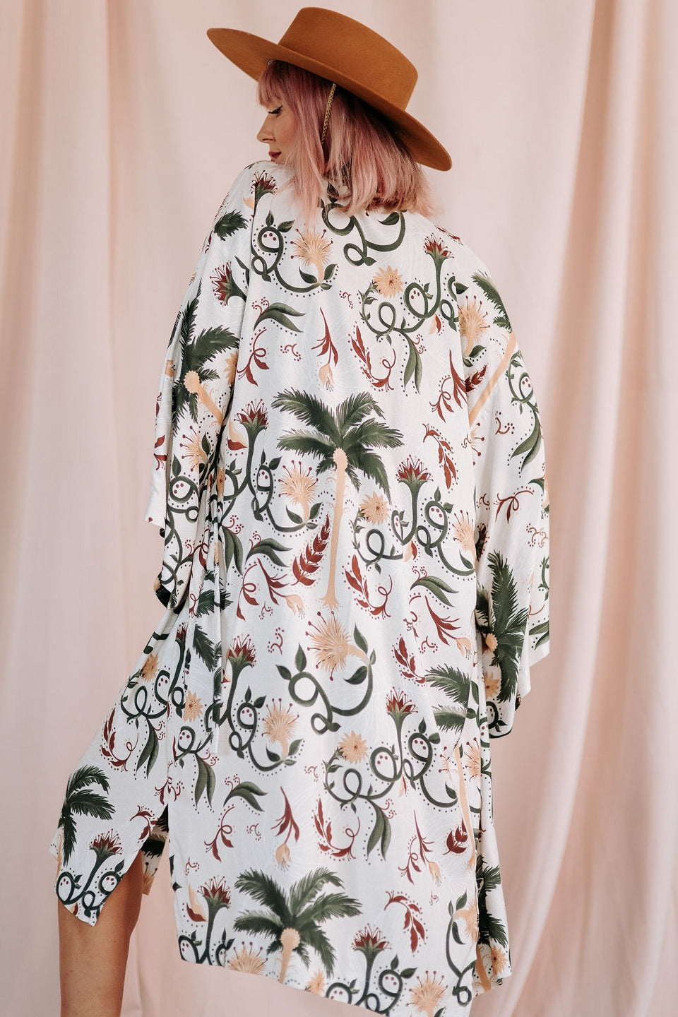 Furisode Kimono Flores