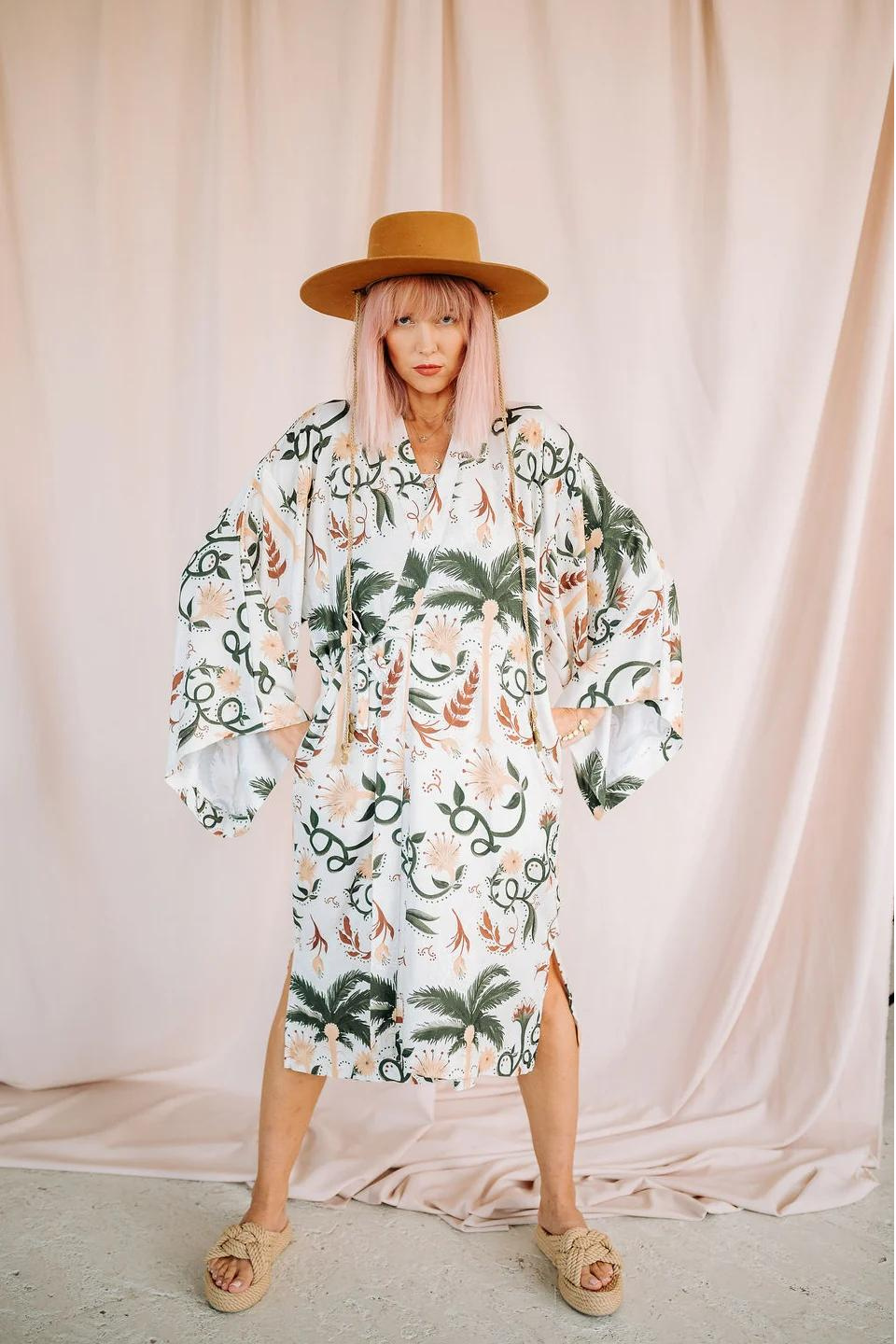 Furisode Kimono Flores