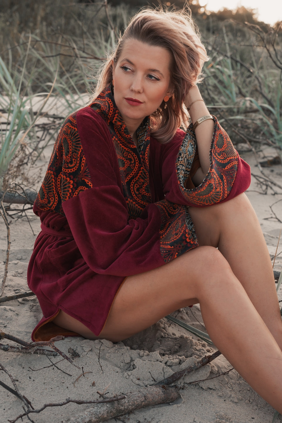 Dwustronna Kurtka Short Velvet Kimono Flames