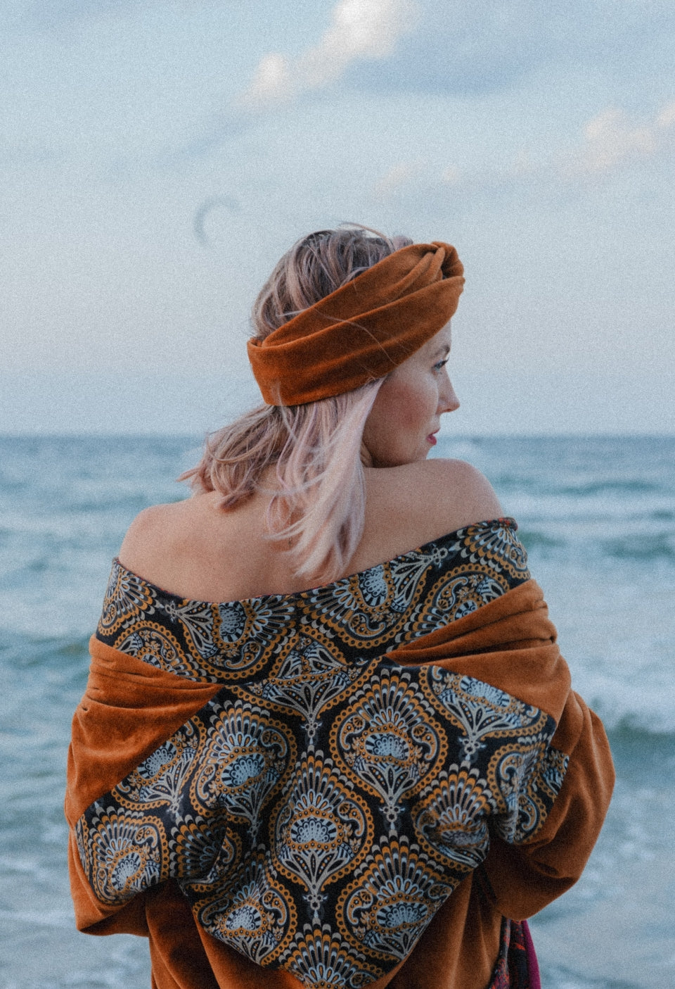 Dwustronny Płaszcz Long Velvet Kimono Flames