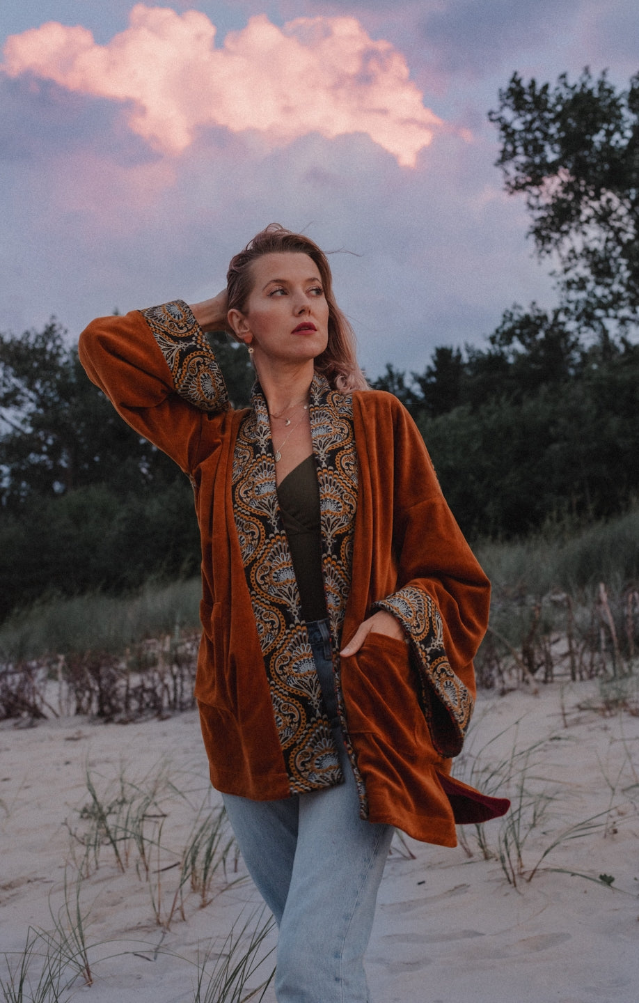 Dwustronna Kurtka Short Velvet Kimono Flames