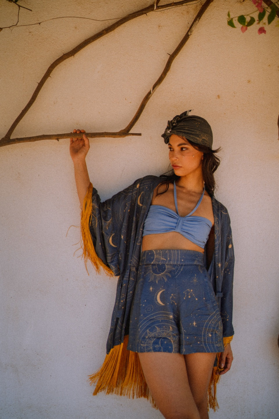 Od Ręki Spodenki Vamos Embrace The Mystery Dark