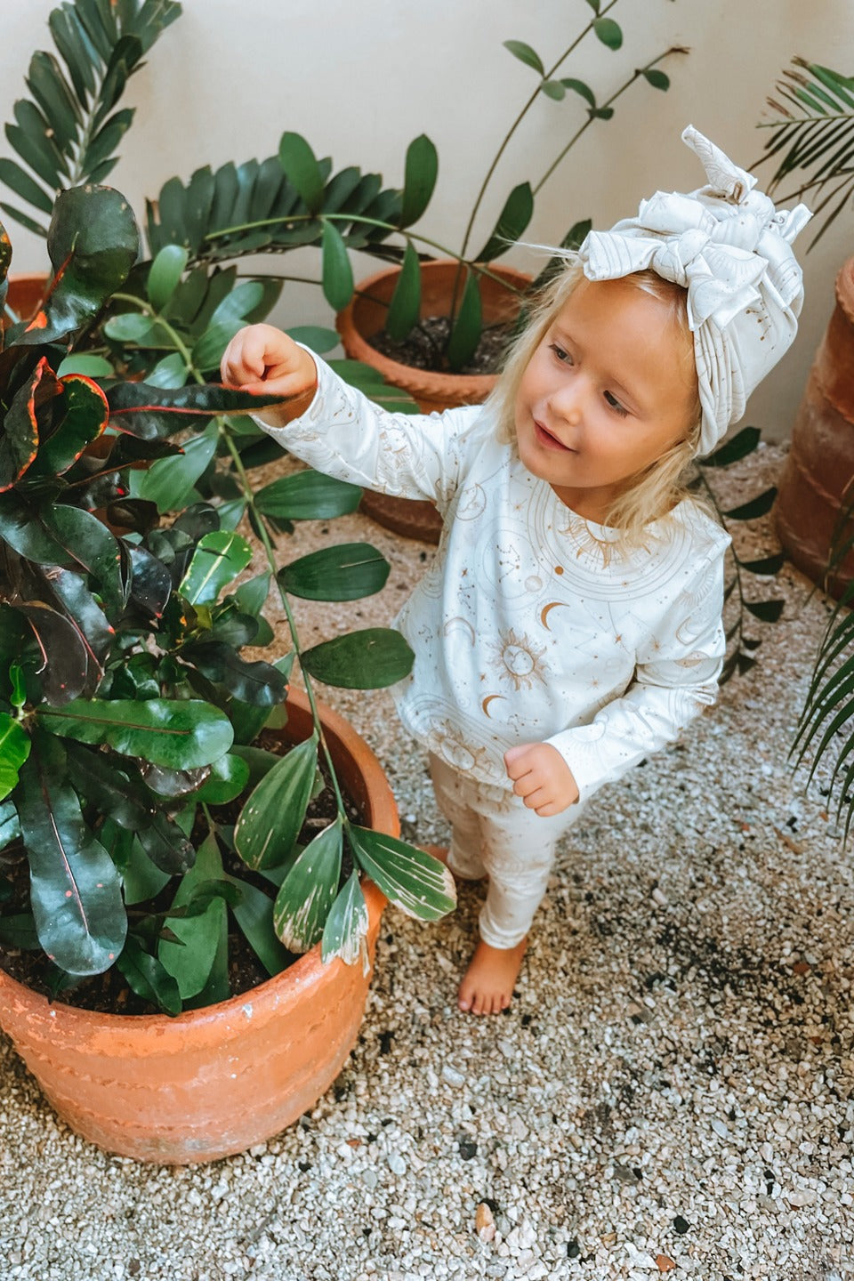 Longsleeve Kids Embrace The Mystery Light