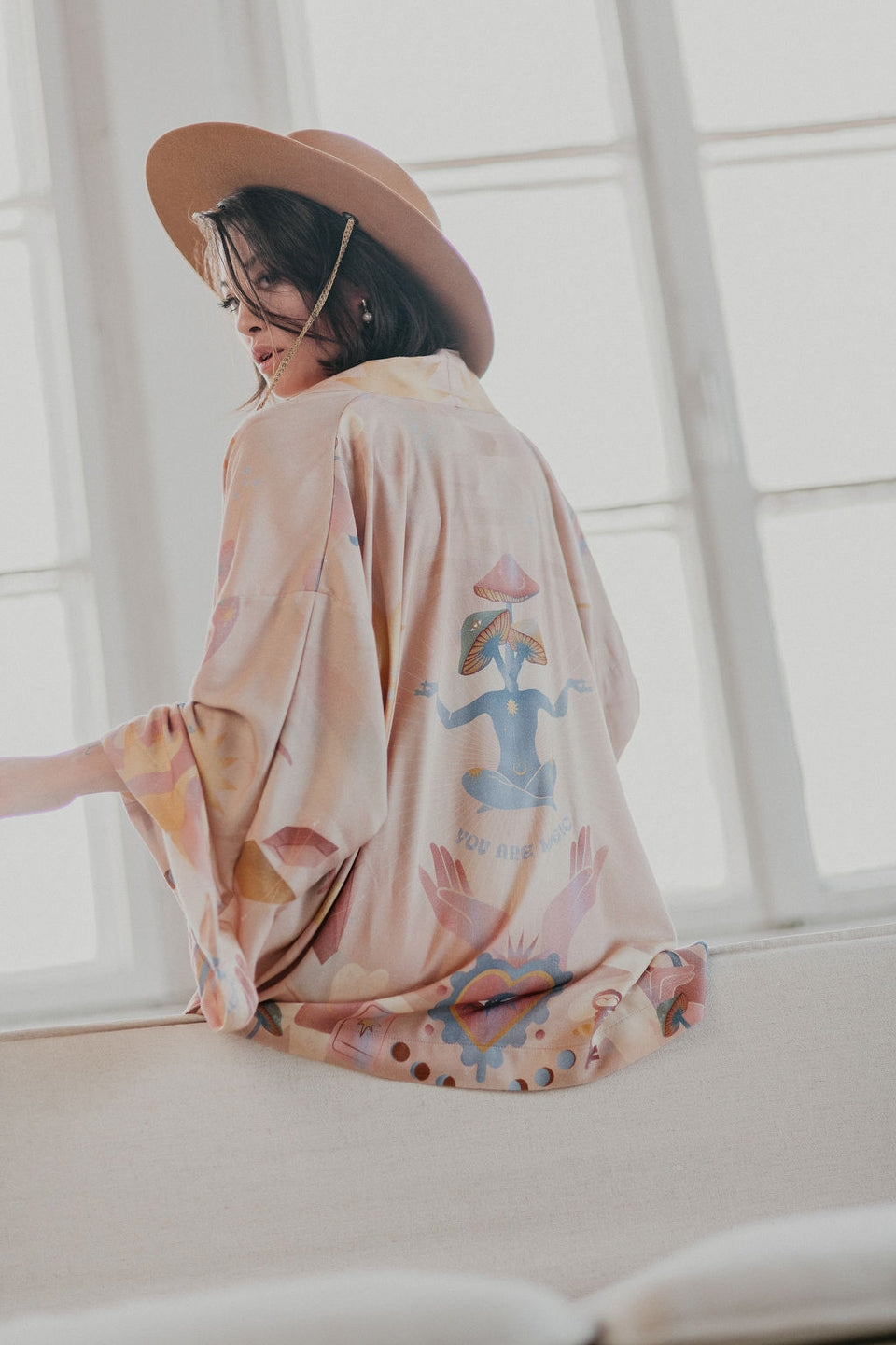 OD RĘKI Furisode Short Kimono You Are Magic