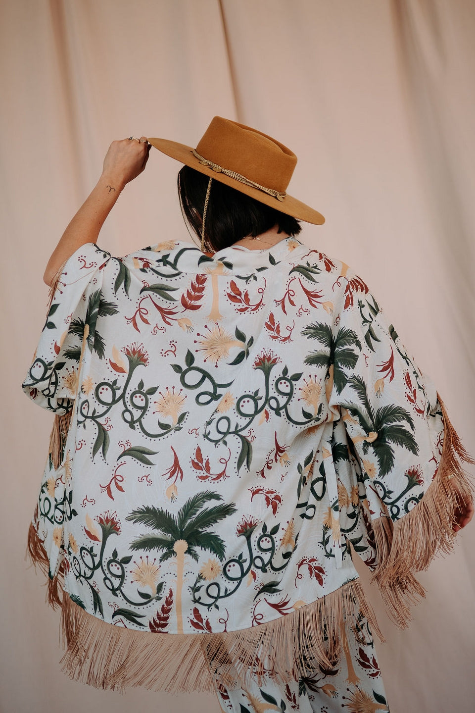 Furisode Short Kimono Flores