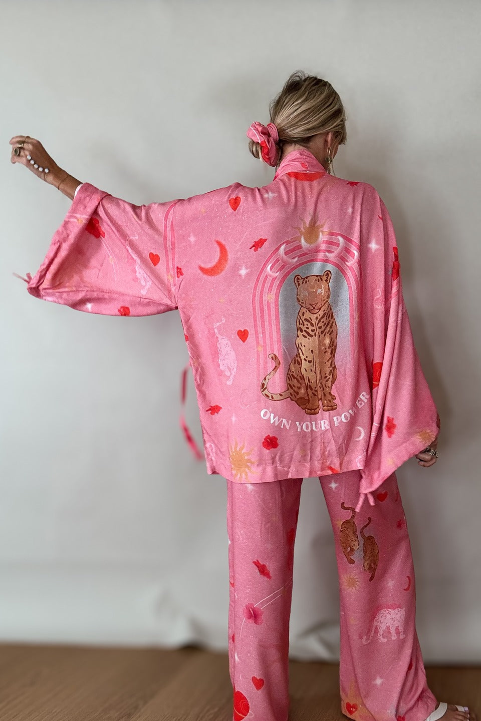 OD RĘKI Furisode Short Kimono Own Your Power